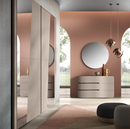 Armadio con ante scorrevoli in nobilitato e specchio Creo di Adriatica