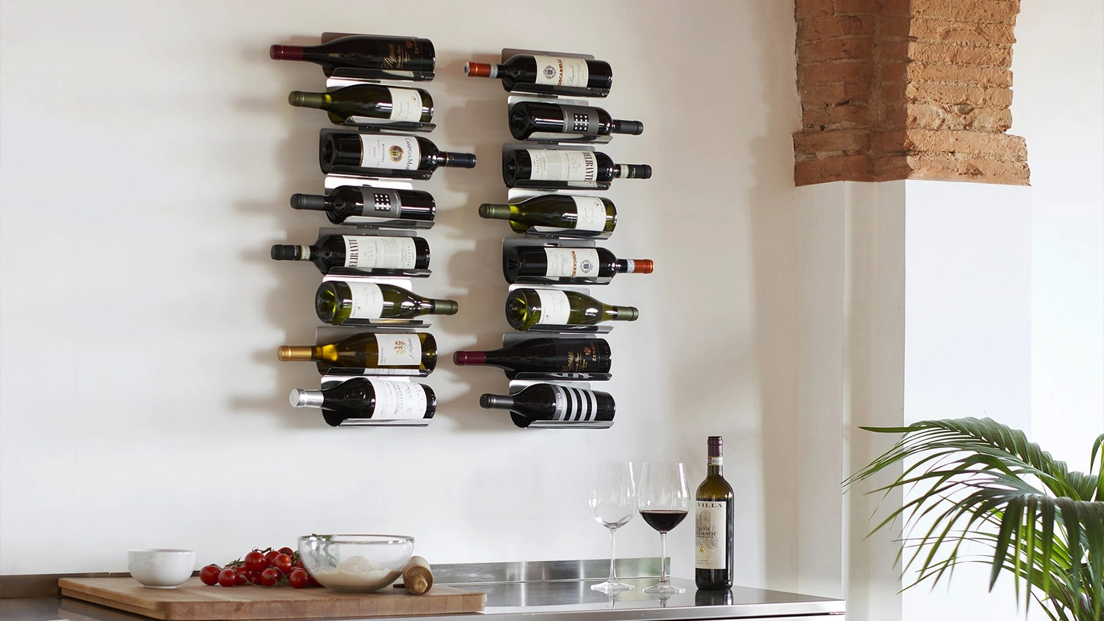 Contenitore per bottiglie Ptolomeo Vino Wall di Opinion Ciatti