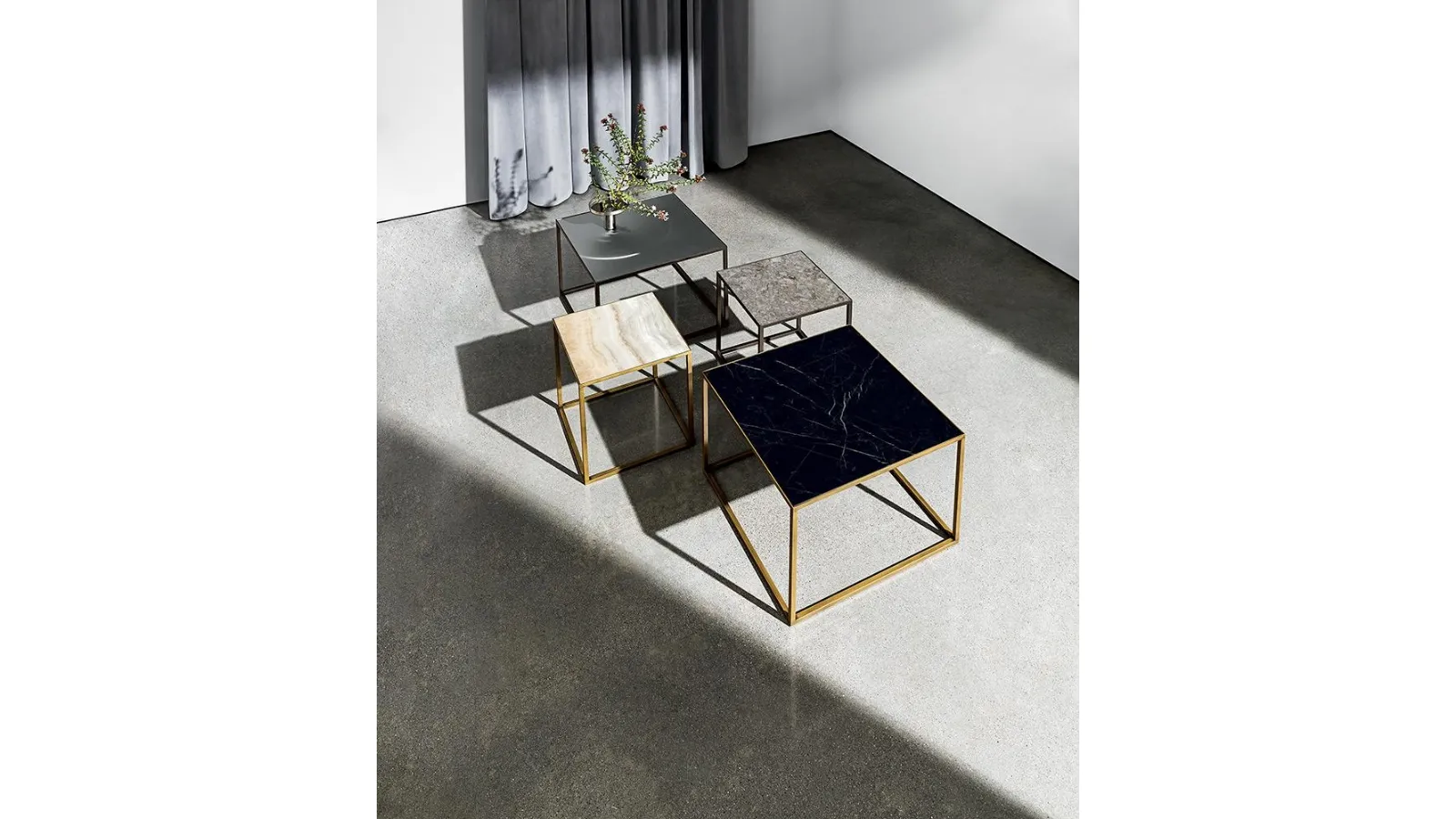 Tavolini Quadro in ceramica di Sovet