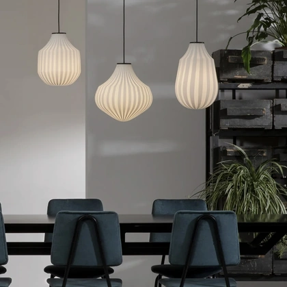 Lampada a sospensione in vetro a righe con tre forme differenti Circus di Karman