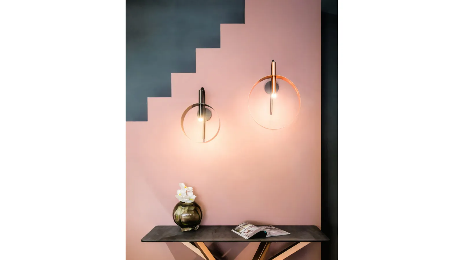 Lampada da parete Led Loop A di Riflessi