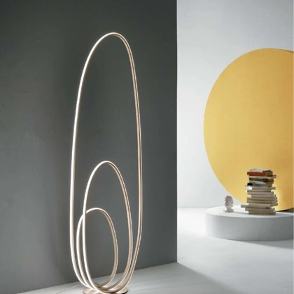 Lampada da terra in metallo Golden di Ondaluce