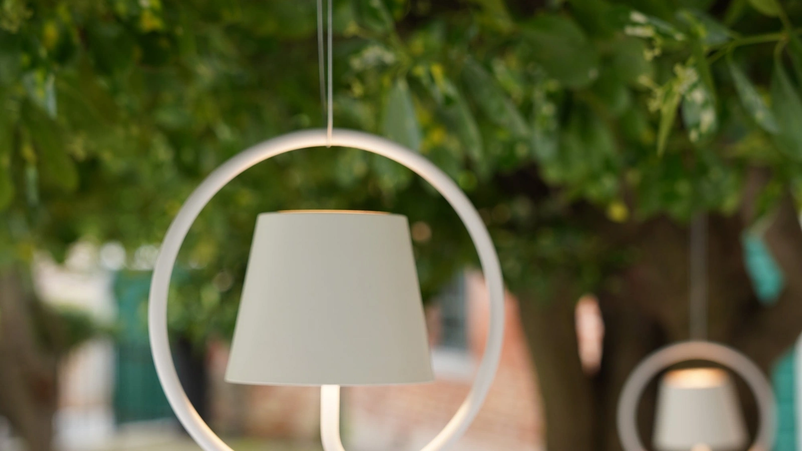 Lampada Poldina da esterni di Zafferano