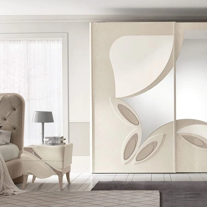 Armadio Vintage finitura perlage di Adriatica