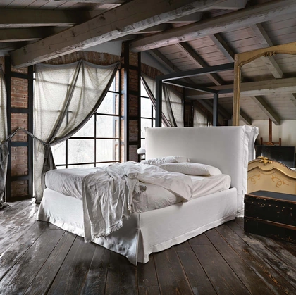 Letto con testiera imbottita Chloè di Noctis