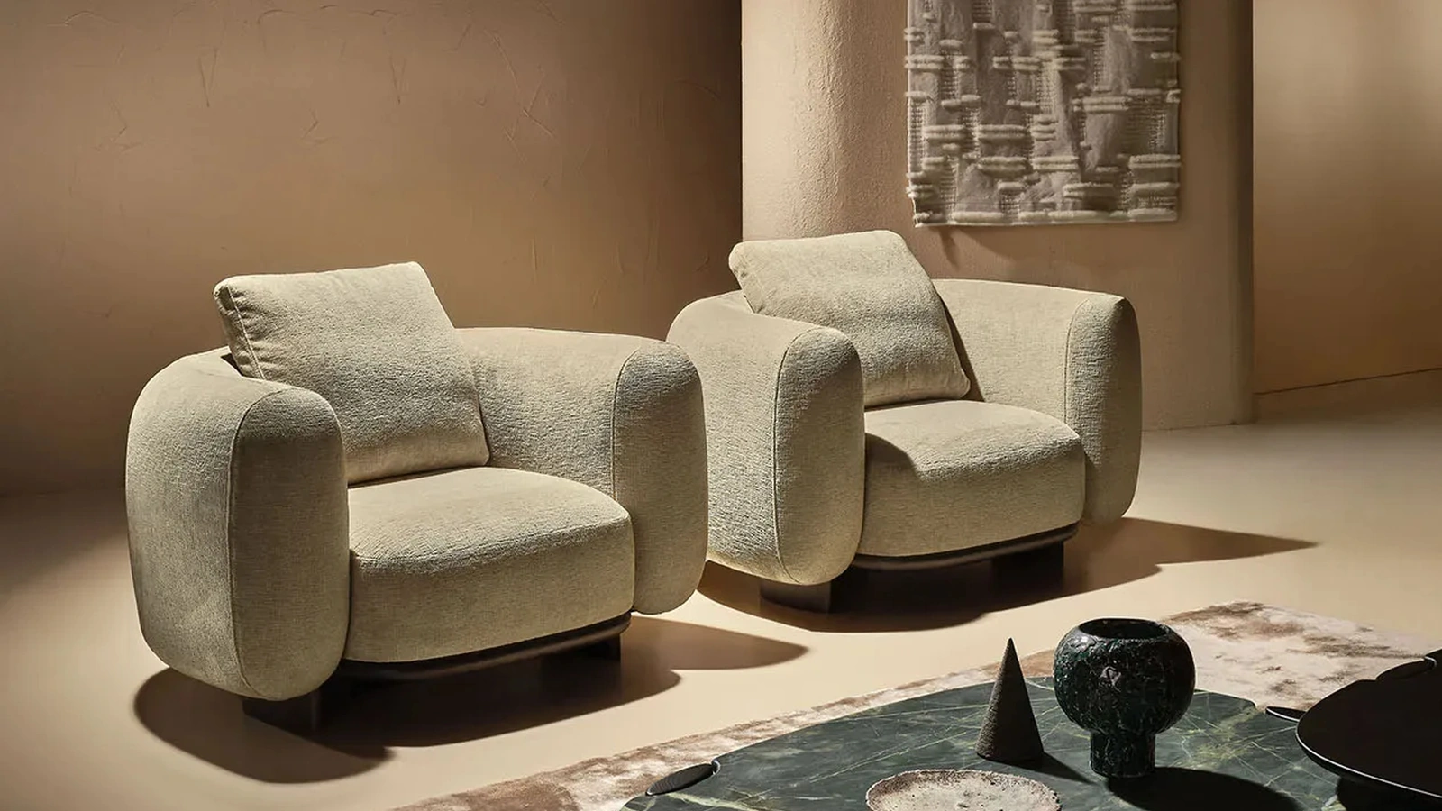 Poltrona Daku Lounge in tessuto imbottito di Nature Design