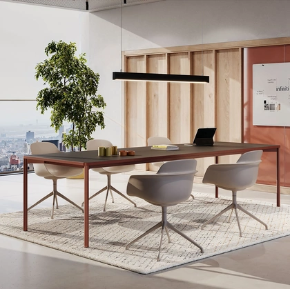 Tavolo Versable con top in laminato di Infiniti