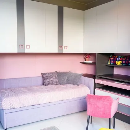 Cameretta moderna e compatta ...