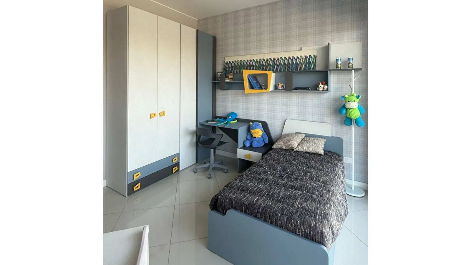 Cameretta moderna per ragazzi – Design funzionale e colori equilibrati