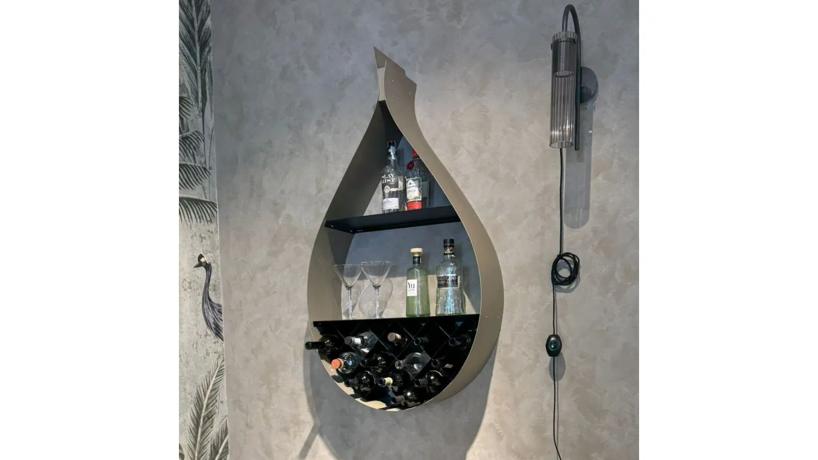 Design elegante a forma di goccia