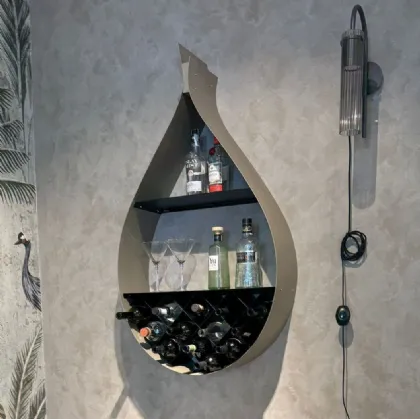 Design elegante a forma di goccia