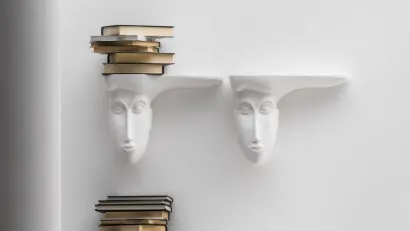 Mensola da parete in ceramica Face Shelves di Adriani e Rossi
