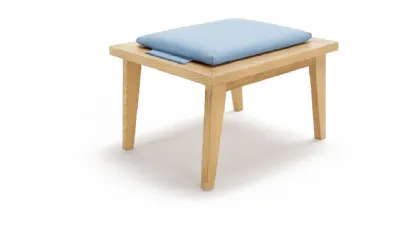 Pouf Lido in legno dotato di cuscino in tessuto imbottito di Egoitaliano