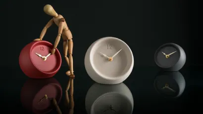 Orologio da tavolo in ceramica Senzatempo di Calligaris