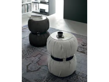 Tavolino Guccino con top in laccato e rivestimento in tessuto di Tomasella