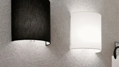 Lampada in tessuto bianco o nero Applique Luna di Adriani e Rossi