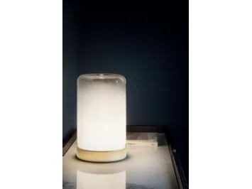 Lampada da Tavolo Pop in vetro sfumato bianco con base in acciaio laccato di Bontempi