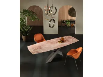 Lampada a sospensione Led Loop S6 formata da sei anelli in metallo in tre diverse dimensioni di Riflessi