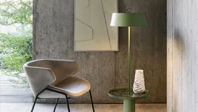 Lampada da terra Totò in metallo verniciato di Riflessi