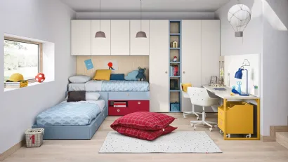 Cameretta a ponte con due letti e scrivania doppia Kids space 20 di Nidi