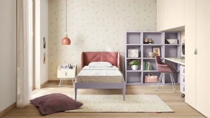 Cameretta a ponte con scrivania e libreria Kids space 21 di Nidi