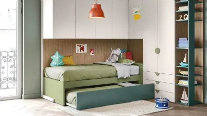 Cameretta a ponte con secondo letto estraibile Kids space 27 di Nidi