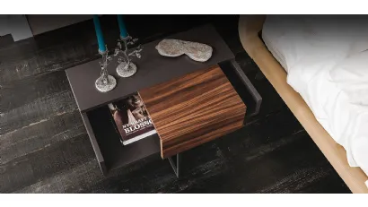 Comodino in legno con struttura in acciaio Dante di Cattelan Italia