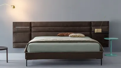 Letto matrimoniale in tessuto Boiserie Set Slim di Twils