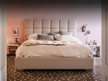 Letto contenitore con testiera in ecopelle trapuntata William di Cattelan Italia