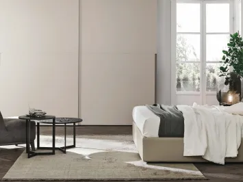 Letto Dafne in ecopelle con contenitore di Tomasella