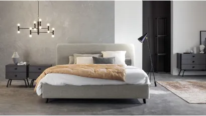 Letto matrimoniale in tessuto imbottito con testiera Es di Twils