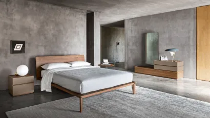 Letto in legno con testiera Folio di Sangiacomo