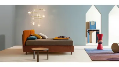 Letto in tessuto con testiera Frick Round di Twils