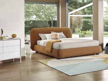 Letto con testiera morbida e voluminosa Noa di Calligaris