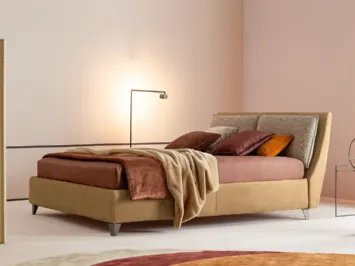 Letto in tessuto con testiera Attico di Twils