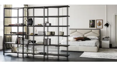 Libreria divisoria in metallo con ripiani in legno Hudson di Cattelan Italia