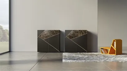 Madia Alta in laccato, ceramica e bronzo graffiato Comp 21 di Voltan