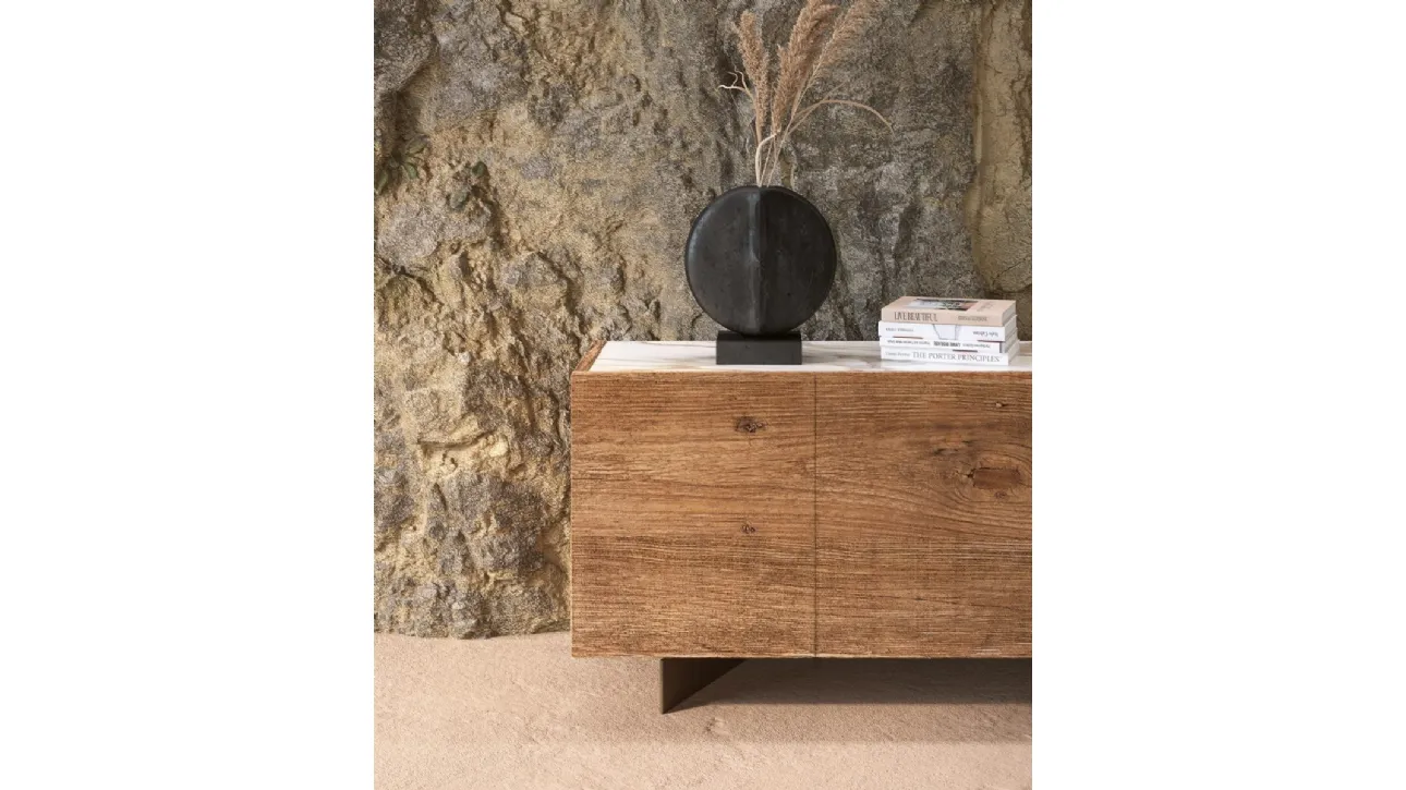 Madia in legno con base in metallo Geode di Nature Design