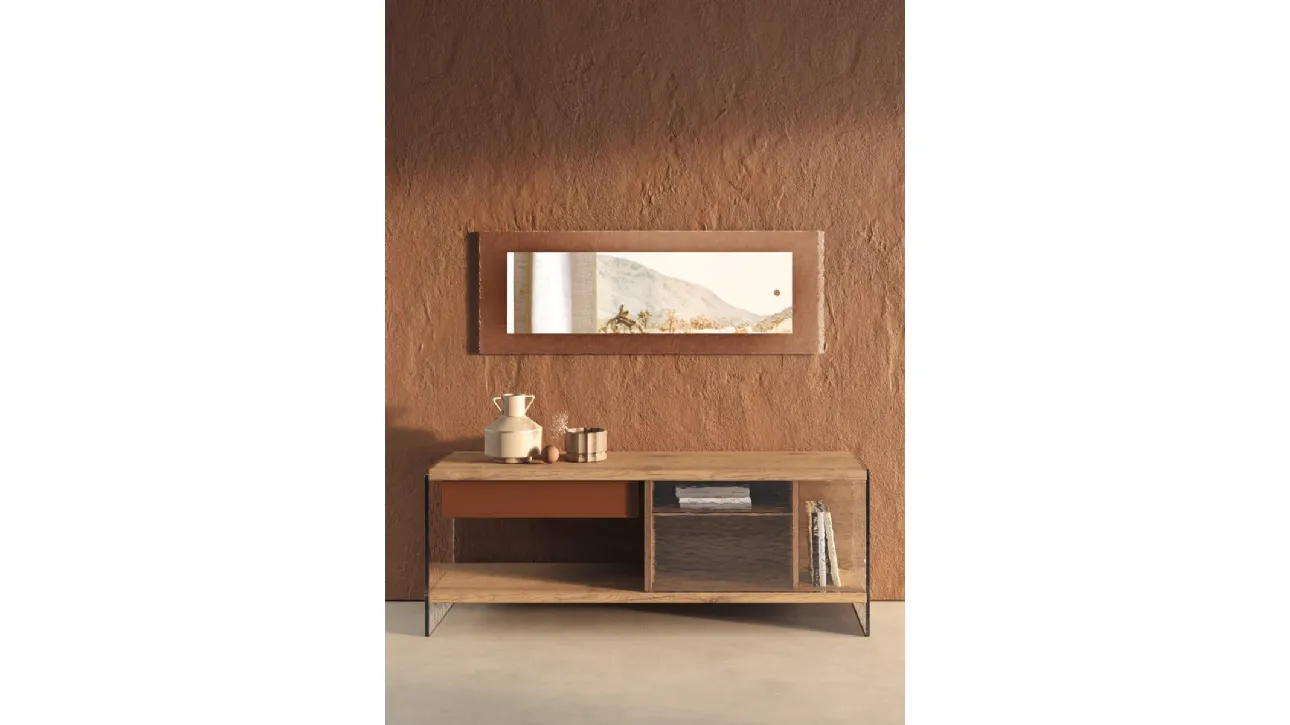 Madia in legno con struttura in vetro e cassetto in cuoio River di Nature Design