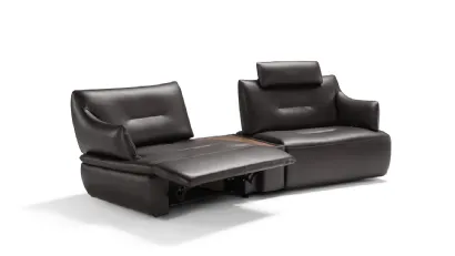 Divano Relax in pelle con spalliera e pediera dotate di meccanismo recliner Speciale di Max Divani