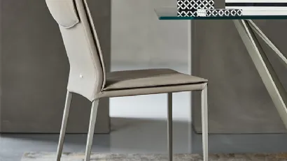 Sedia in pelle con struttura leggera in metallo Isabel ML di Cattelan Italia