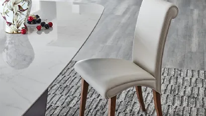Sedia in legno rivestita in pelle Lulù di Cattelan Italia