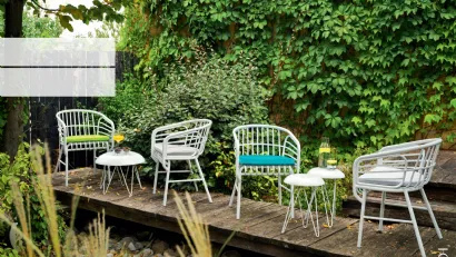Sedia in alluminio verniciato bianco Raphia Alluminio di Horm