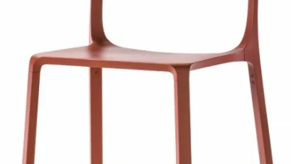 Sedia impilabile Spring in metallo verniciato con schienale in polipropilene di Veneta Cucine