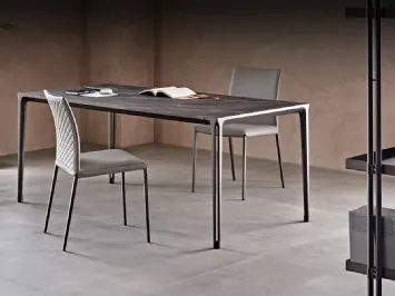 Tavolo con piano in ceramica effetto marmo Boulevard Keramik di Cattelan Italia