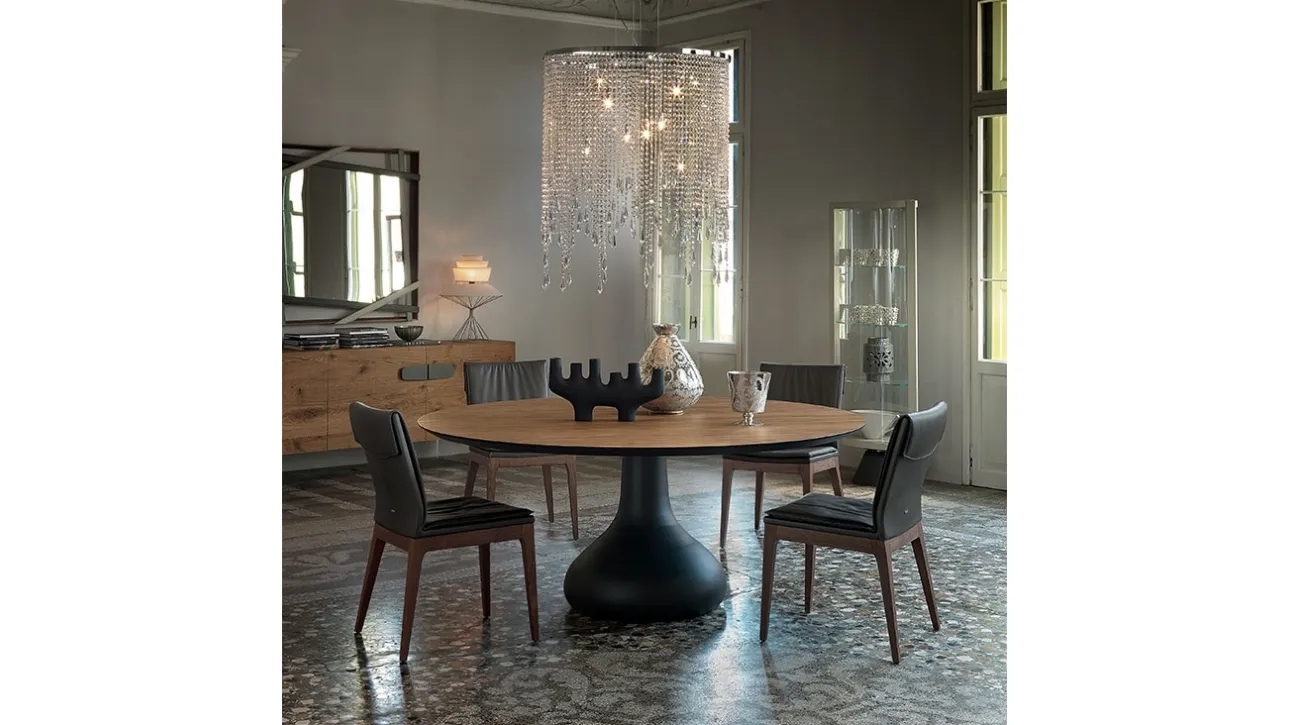 Tavolo rotondo con sostegno in alluminio nero e top in legno Bora Bora di Cattelan Italia