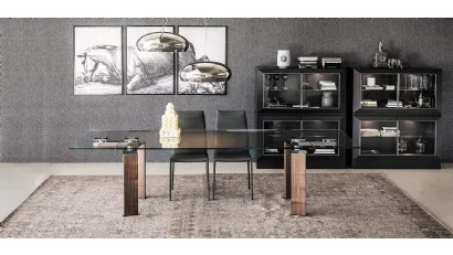 Tavolo allungabile in vetro con gambe in legno di noce Daytona di Cattelan Italia