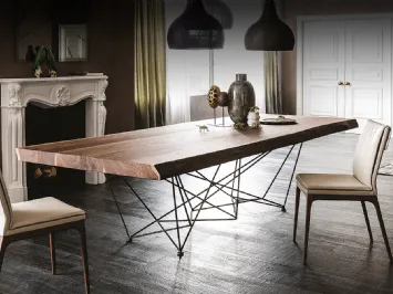 Tavolo con piano in legno di noce massello con bordi irregolari Gordon Deep Wood di Cattelan Italia