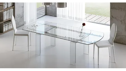 Tavolo allungabile Lord con piano oblungo totalmente realizzato in cristallo temperato di Riflessi