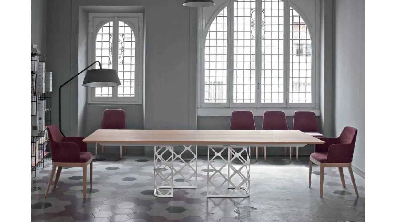 Tavolo con piano in marmo,cermainca,legno o cristallo Majesty di Bontempi